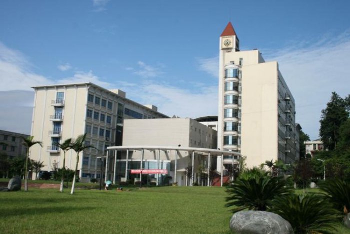 四川师范类大学排名2022最新排名，川师大排第一名 第7张