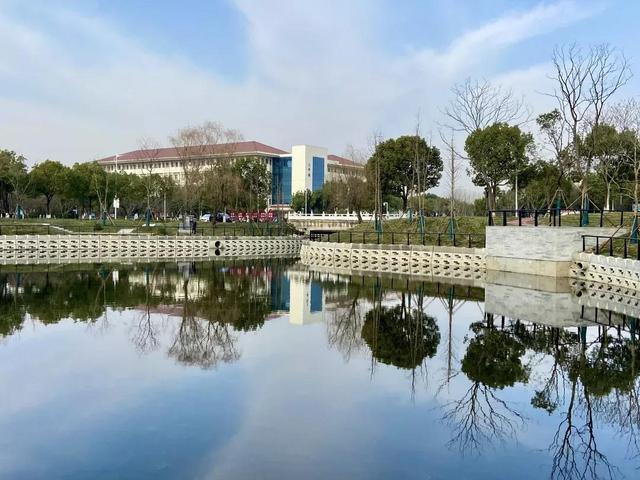 江苏综合类大学排名前十，南京大学排在第一名 第15张