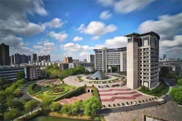 浙江省十大名校排行榜，浙江大学名列榜首 第15张