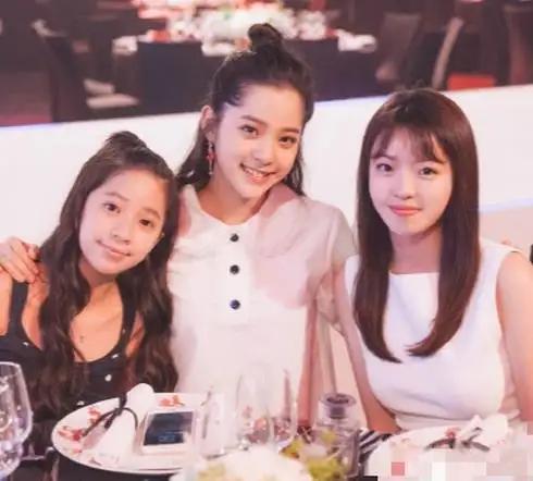 欧阳娜娜个人简历资料（绯闻接连不断，欧阳娜娜不简单） 第33张