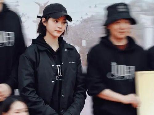 欧阳娜娜个人简历资料（演技曾却让章子怡无语） 第3张