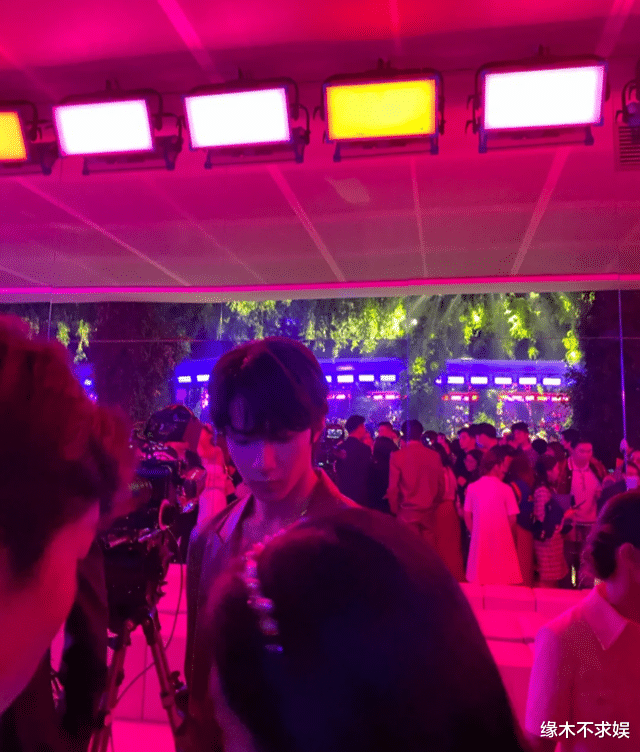 刘耀文个人资料（16岁的刘耀文现实中长啥样？） 第17张