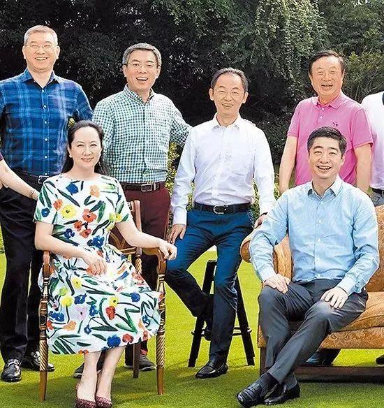 任正非娶了80后苏薇（硕士毕业，曾是得力秘书） 第35张