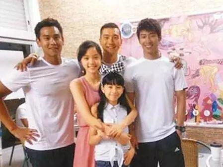欧阳娜娜个人简历资料（绯闻接连不断，欧阳娜娜不简单） 第23张