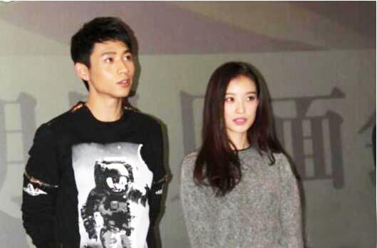 魏晨老婆是初恋吗？妻子牺牲事业成就了他 第15张