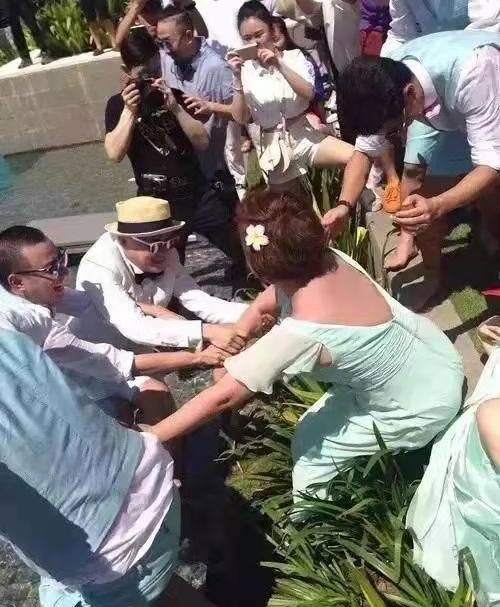 包贝尔柳岩婚礼事件发生了什么（包贝尔和伴郎，一言难尽） 第13张