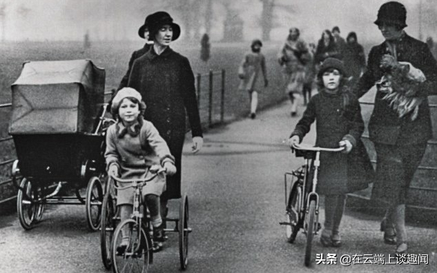 英国女王和蜥蜴人有何关系？有关于伊丽莎白二世那些古怪的阴谋论 第13张