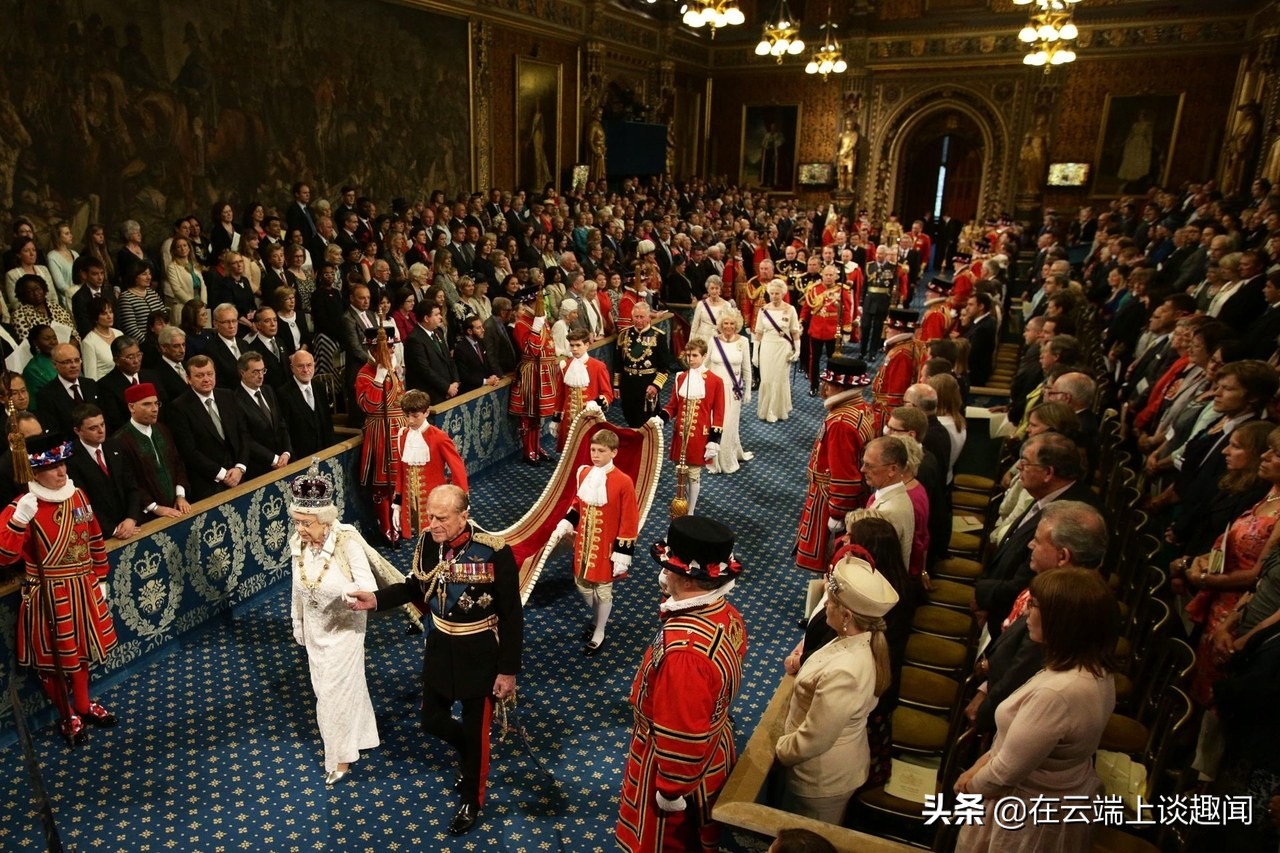 英国女王和蜥蜴人有何关系？有关于伊丽莎白二世那些古怪的阴谋论 第21张