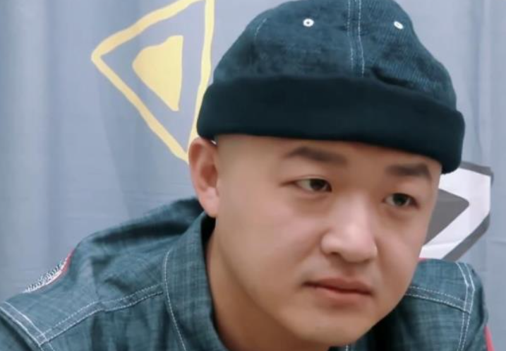 包贝尔柳岩婚礼事件发生了什么？给她道过歉，没显诚意遭网友吐槽 第1张