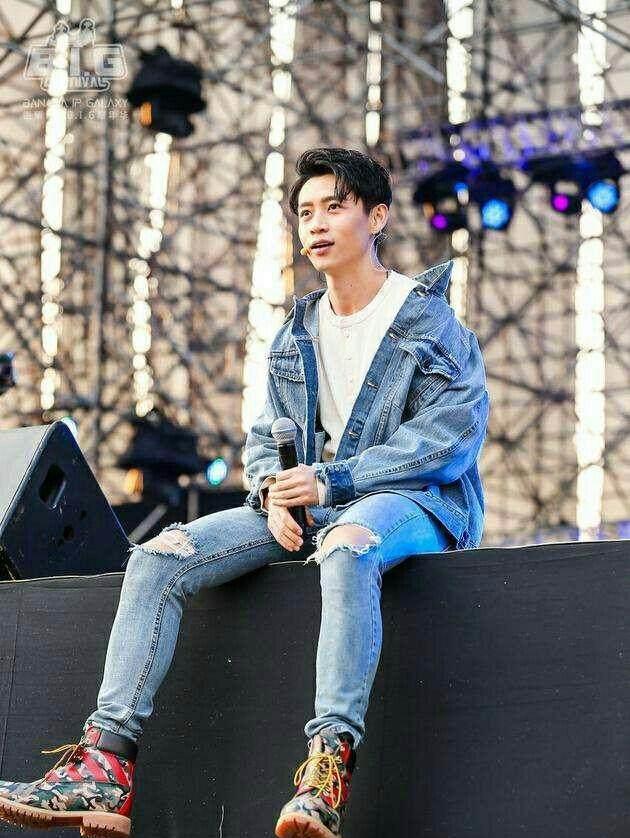 魏晨老婆是初恋吗？妻子牺牲事业成就了他 第9张