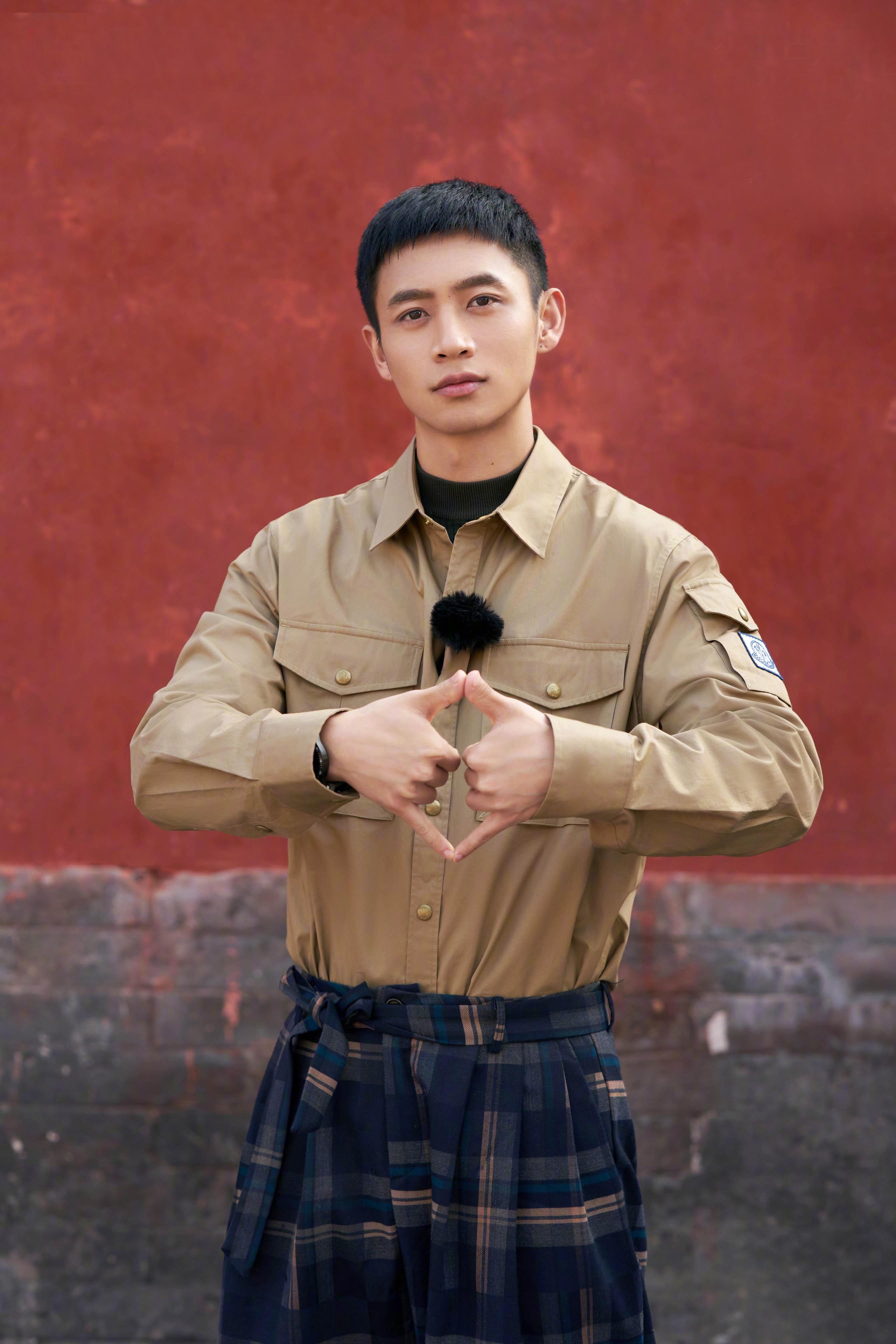 魏晨老婆是初恋吗？妻子牺牲事业成就了他 第17张