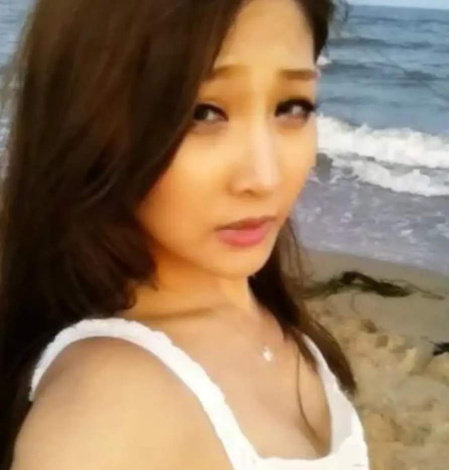 魏晨老婆是初恋吗？妻子牺牲事业成就了他 第29张