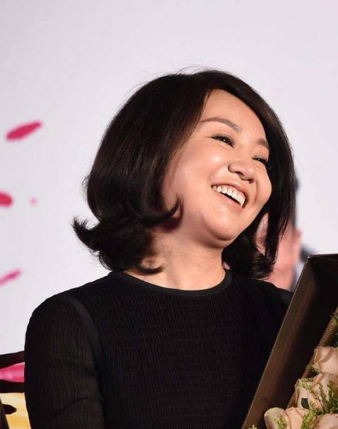 闫妮的老公是谁？揭秘闫妮和前夫邹伟的人生状况 第19张