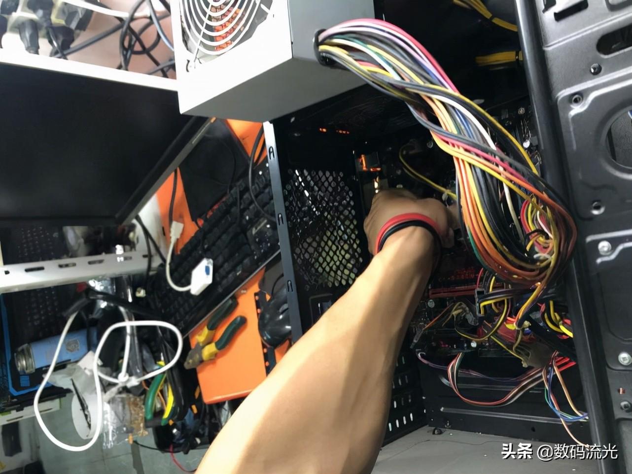电脑开机显示屏显示无信号黑屏怎么办？兴许是这几个原因 第7张