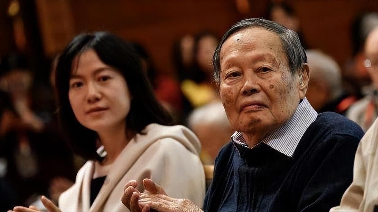 翁帆个人资料简历（为爱相守18年） 第1张