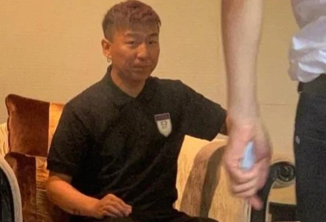 陈羽凡现在怎么样了？4年后再看胡海泉，两人差距也太大了 第81张