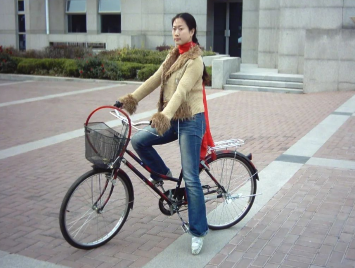 芙蓉姐姐现状如何？如今成为亿万富豪 第9张