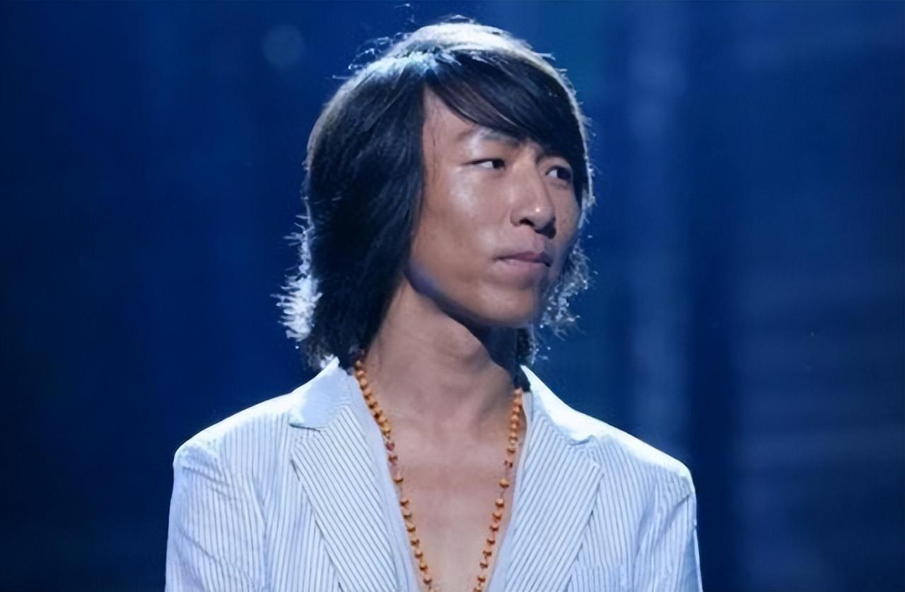 陈羽凡现在怎么样了？4年后再看胡海泉，两人差距也太大了 第17张