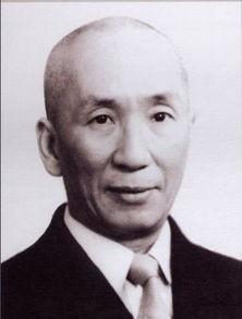 叶问真实历史简介（晚年抛弃妻儿，52岁开宗立派） 第13张