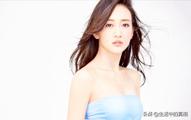 生活中那么多穿抹胸的女生，她们就不怕“走光”吗？ 第5张