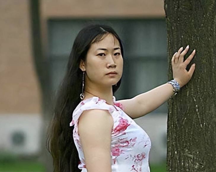 芙蓉姐姐现在在做什么？如今45岁身家上亿 第7张