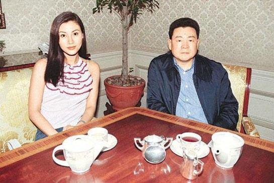 蔡少芬刘銮雄怎么回事？远比你想得更精彩 第25张