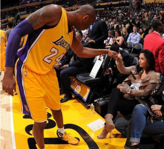 瓦妮莎出了多少次轨？NBA瓦妮莎又传绯闻 第49张