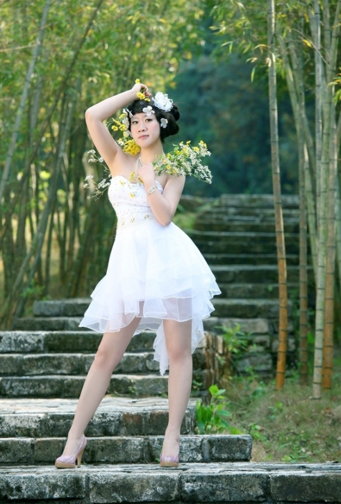 芙蓉姐姐现状如何？如今成为亿万富豪 第49张