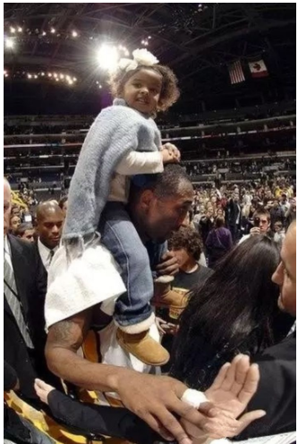 瓦妮莎出了多少次轨？NBA瓦妮莎又传绯闻 第63张