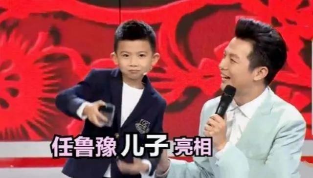 任鲁豫的个人资料简介（“央视一哥”与老婆低调幸福13年） 第41张