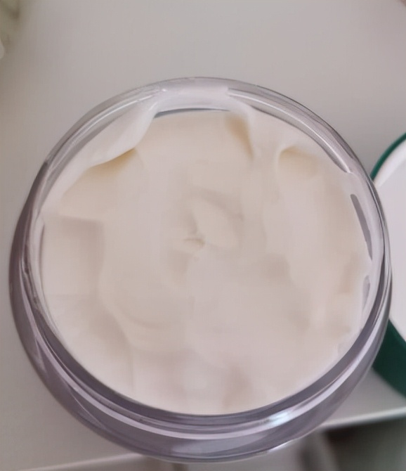 进口护肤品不香了！现在国货更受欢迎，这四款国货面霜，推荐尝试 第7张