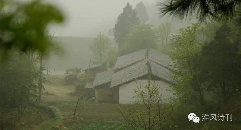 溪上遇雨其二古诗译文（溪上遇雨二首赏析及诗意） 第5张