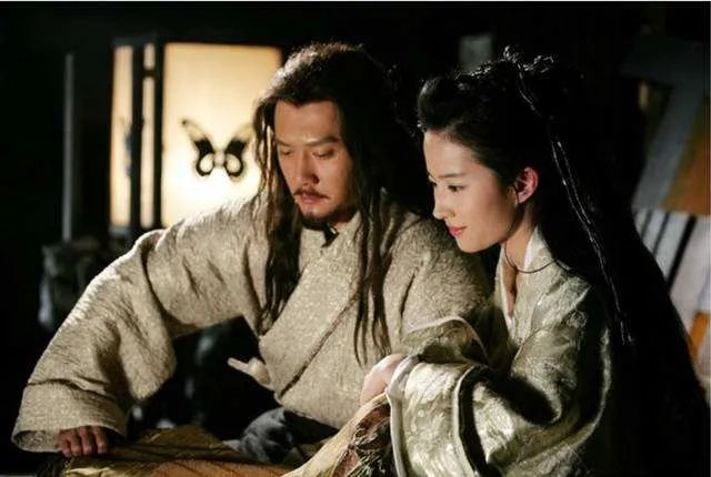 关于爱情的诗词和经典句子（必知这10首爱情唯美诗） 第21张