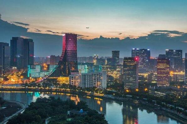 中国十大压力最小城市,生活压力小的城市排名 第1张
