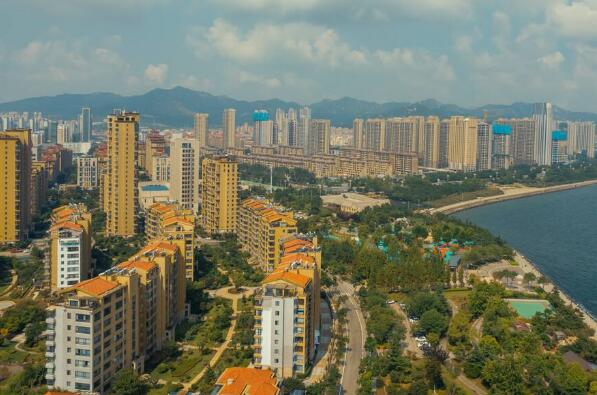 中国十大压力最小城市,生活压力小的城市排名 第7张