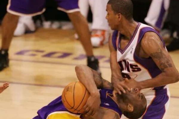 NBA十大恶意犯规排行榜,nba恶意犯规历史排行榜 第1张