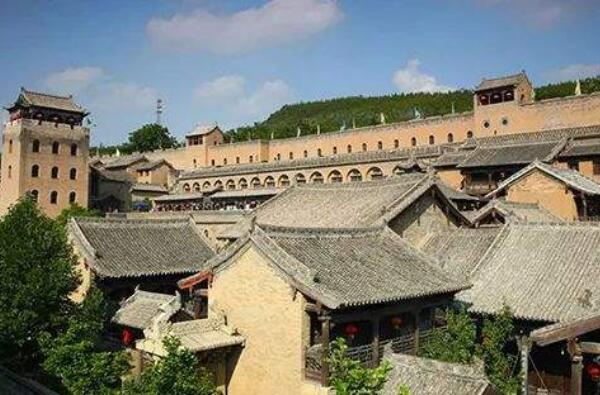 中国占地面积最大的十大建筑,占地面积大的建筑排行榜前十 第19张