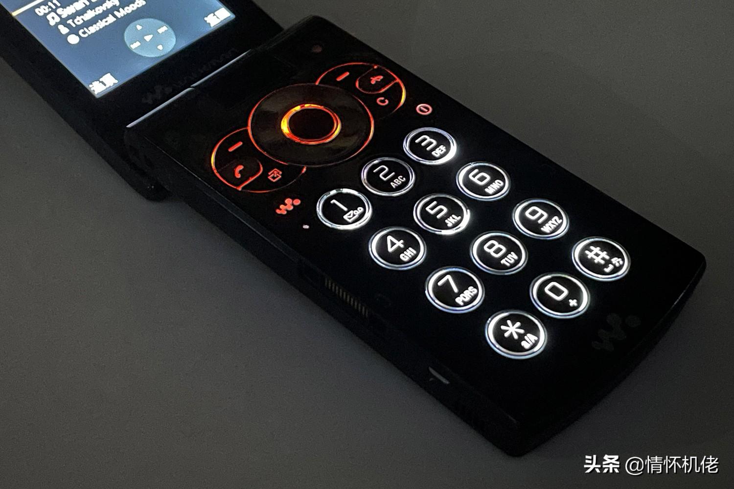 今天手机越来越公式化，曾经手机很有追求——回顾索尼爱立信W980 第23张