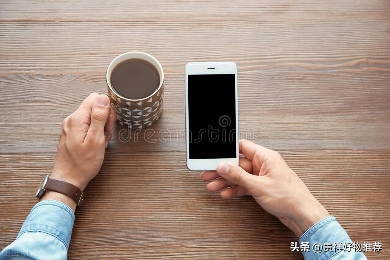 屏幕漏液会越来越大吗（手机屏幕漏液的解决方法） 第1张