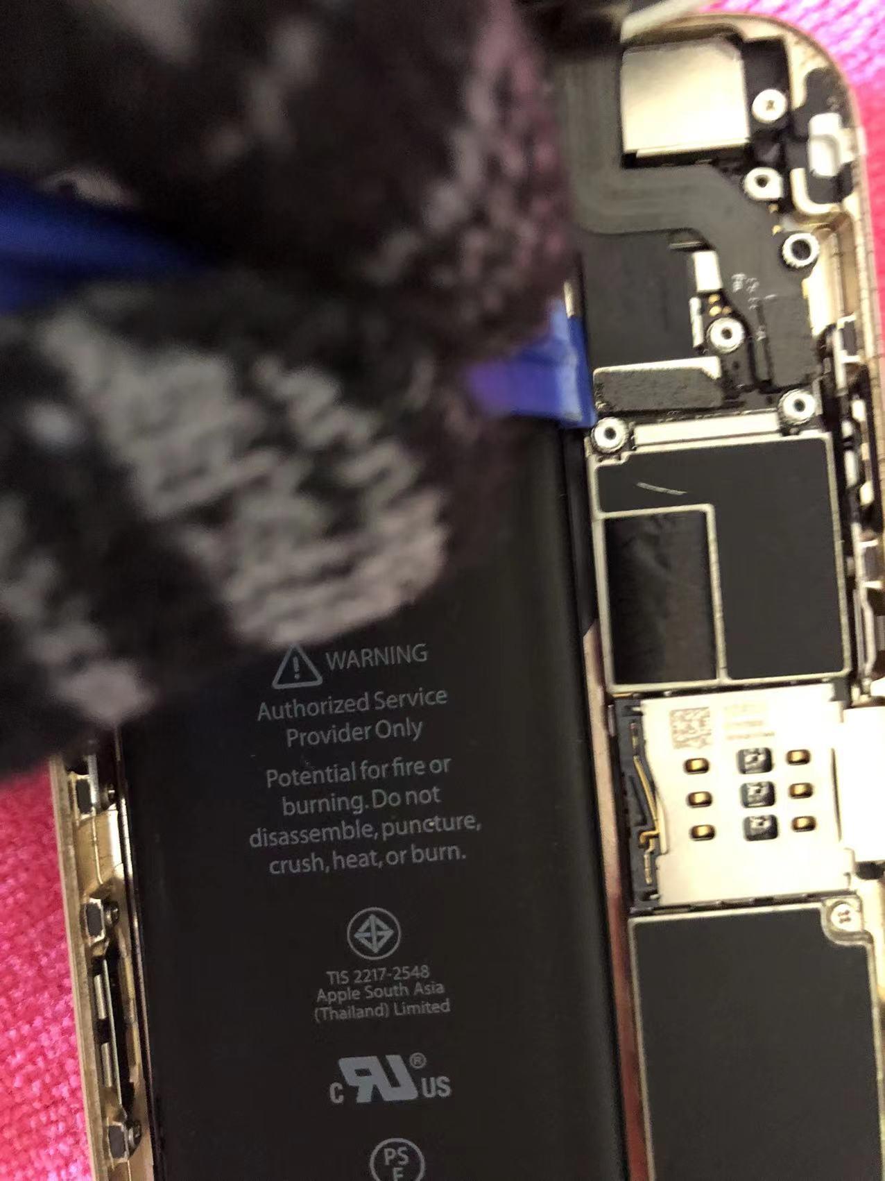 iphone6 plus怎么换屏幕（iPhone6 Plus更换屏幕维修实例） 第7张