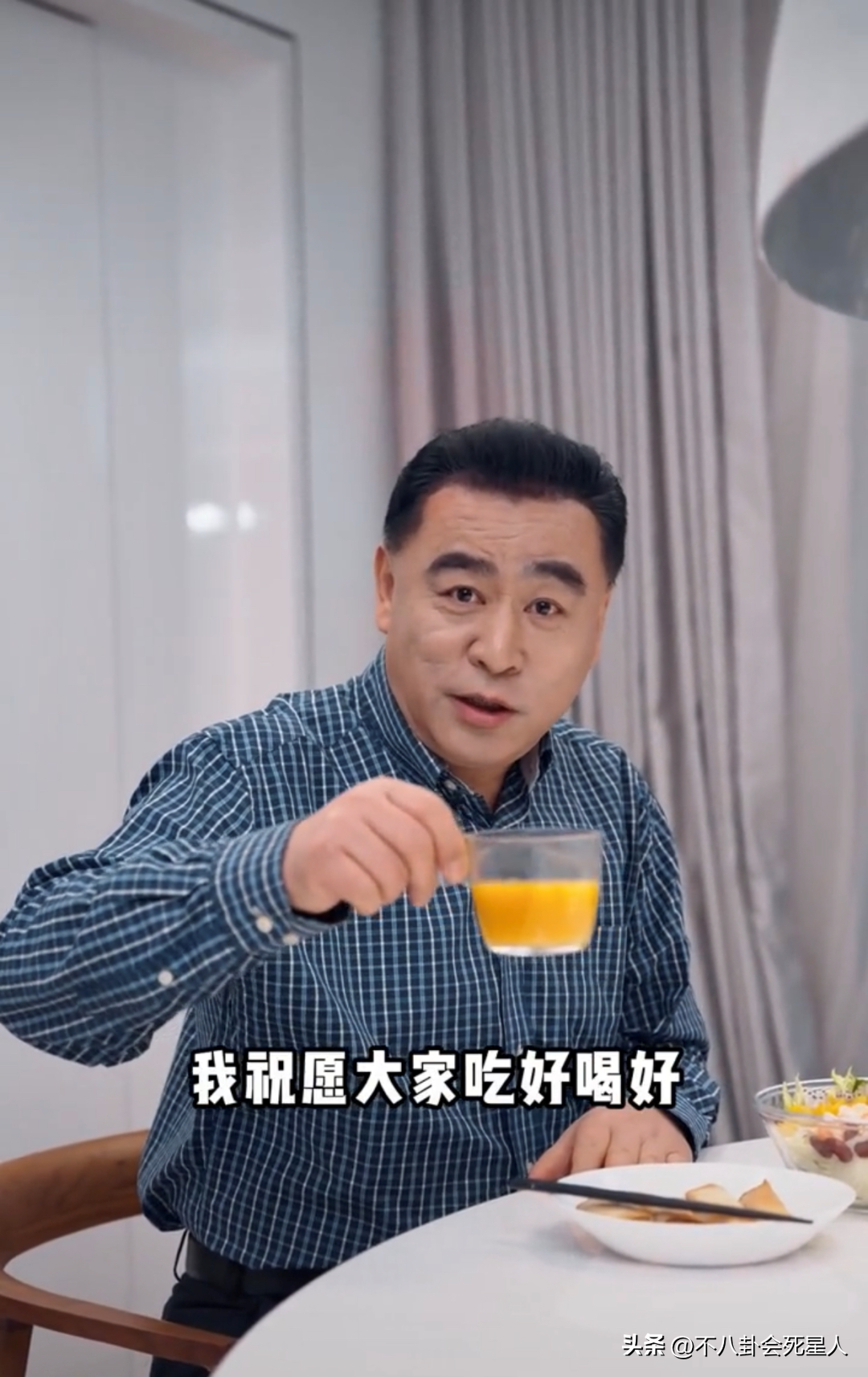 张宏民个人资料简介（61岁未婚未育被说不孝） 第25张