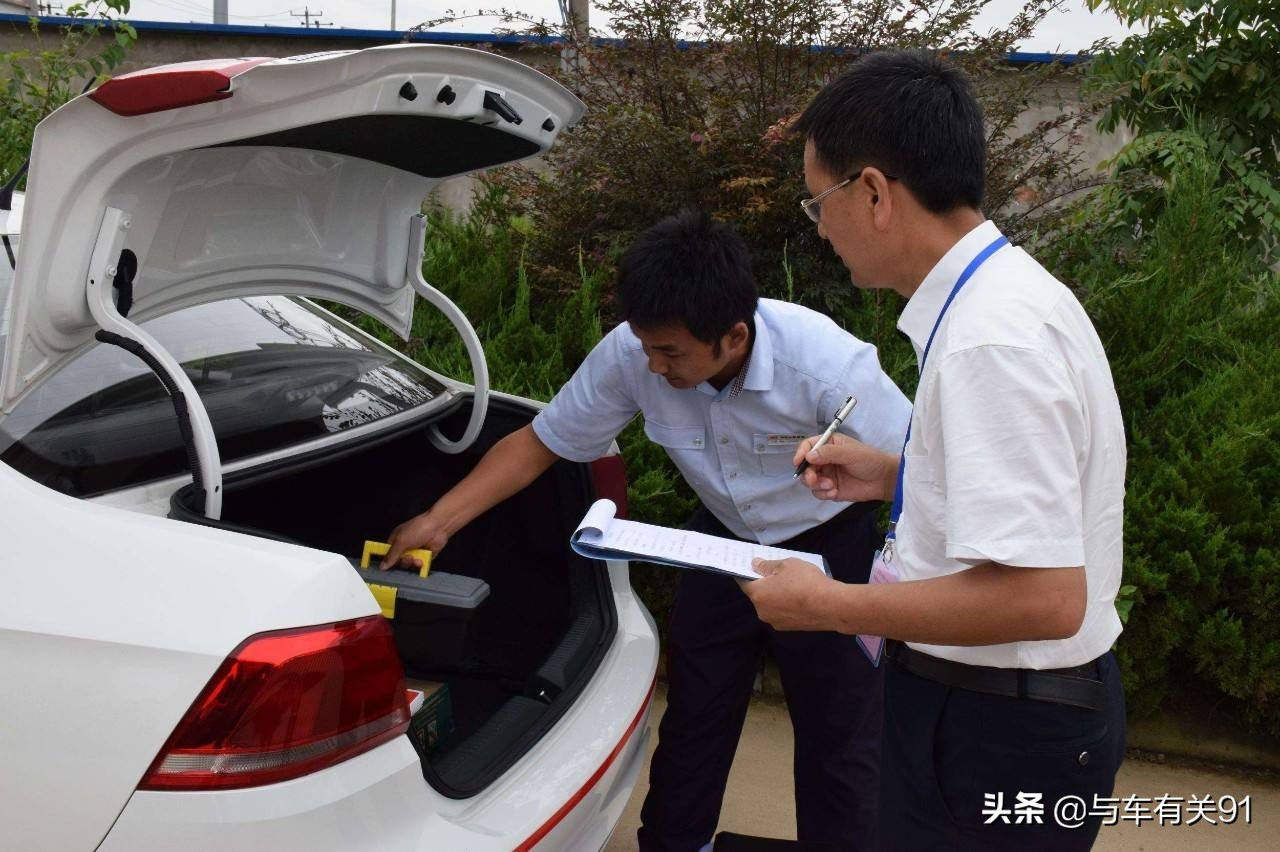 车险怎么买才划算？只需要这4种就足够了，很多新手已经多花钱了 第5张