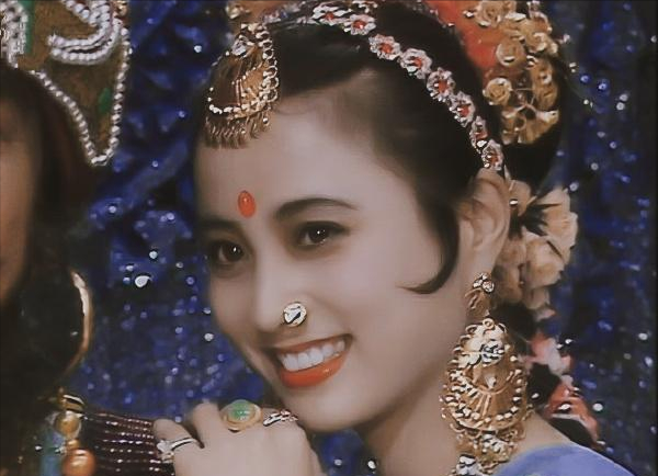2段婚姻，21岁嫁初恋，34岁嫁犹太富商，58岁的李玲玉如今怎样？ 第1张