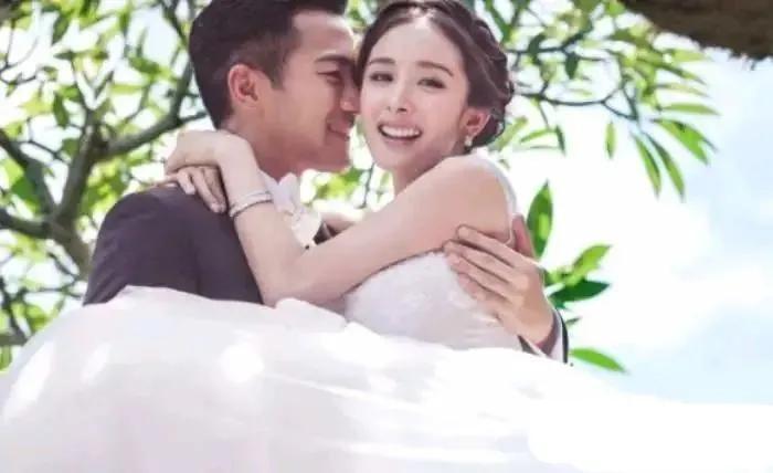 杨幂最近的消息动态（36岁生日恰逢出道20周年） 第23张