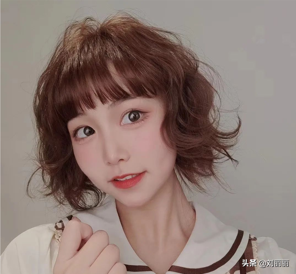 最火女士短发14款，烫卷剪短美美哒，看着很心动 第11张