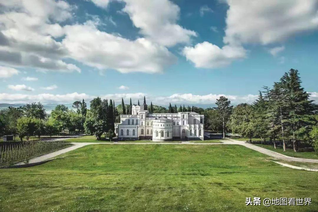 格鲁吉亚属于哪个洲？地处亚欧之间的小国 第13张