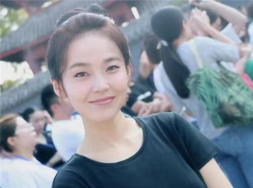 张佳宁的个人资料简介（撮合亲妈二婚，不原谅生父20年） 第35张