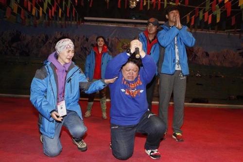 韩红：我一生行善不求回报，收养280多个孤儿，捐款捐到倾家荡产 第95张