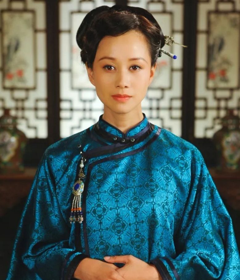 43岁倪虹洁自曝婚史，曾因前夫欠千万，如今离异有娃还收获新感情 第35张