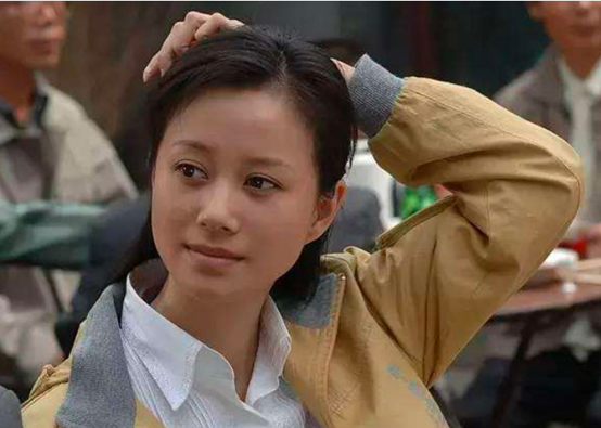 43岁倪虹洁自曝婚史，曾因前夫欠千万，如今离异有娃还收获新感情 第19张